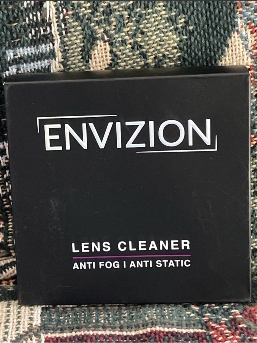 Vizio Lens Cleaner Kit - Black and Purple Accents